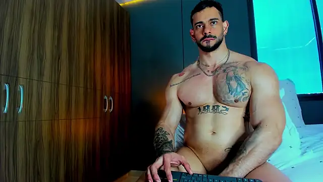 Chat XXX ao vivo de massimo_visconti