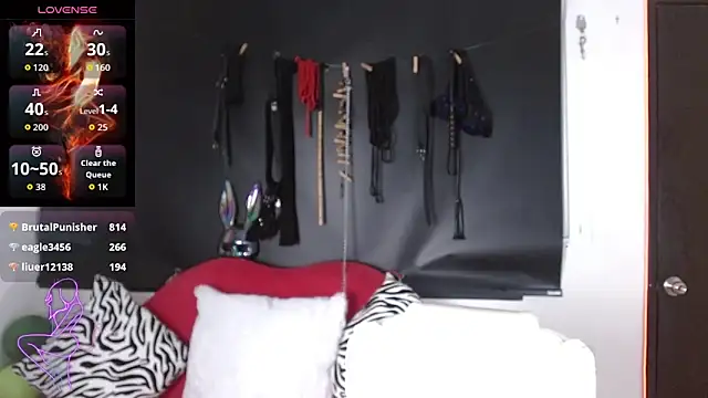 LunaSub69_ Chat XXX live