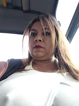 Laura-Hernandez Live XXX-chat