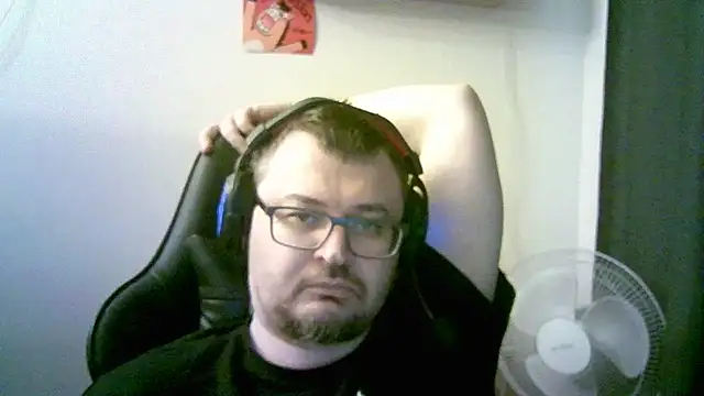 Živý XXX chat SirAbuser