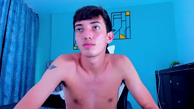 Maikol_Ortiz live XXX chat