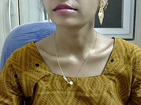 Kulsum_S' Live XXX Chat