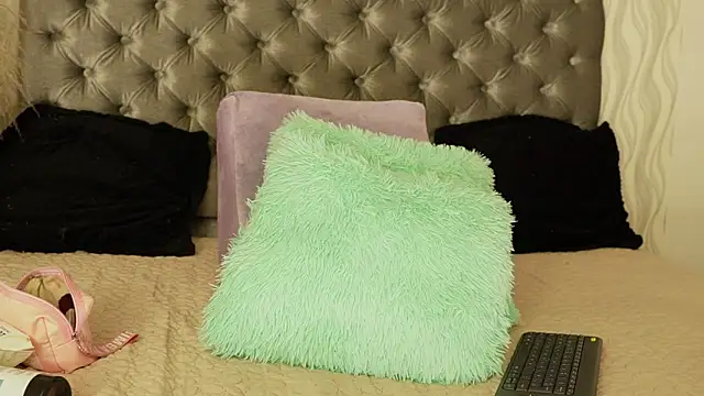 katt_eyes_ Chat XXX in diretta