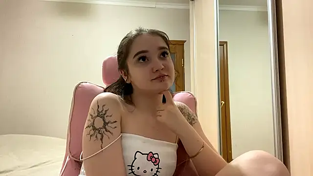 TrulaPhay Live XXX-Chat