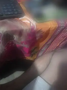 akash-playboy live XXX chat