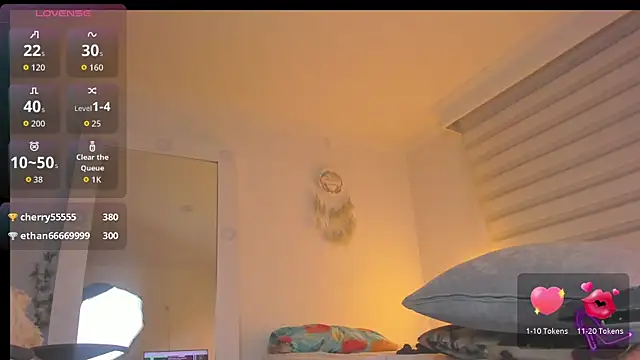 SharonVelvet Chat XXX live