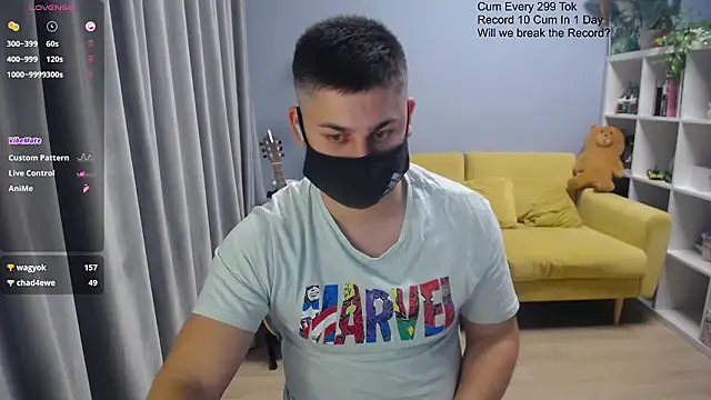 Živý XXX chat Tomguys