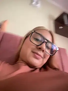 Živý XXX chat Miabonnett_