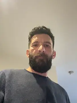 Michel_huge Pertunjukan Webcam