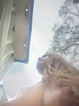 โชว์เว็บแคมของ MayaMoanXXX