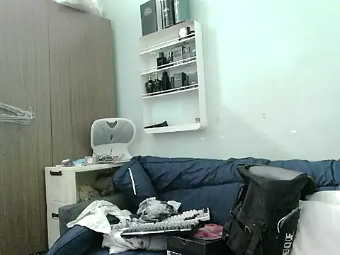 boyhigh1997: онлайн-секс-чат