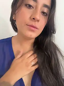 Antonella_Julieta Chat XXX in diretta