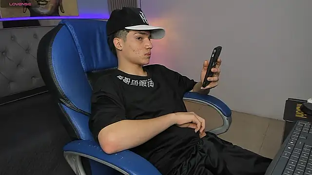 SamBlack_ Live XXX Chat