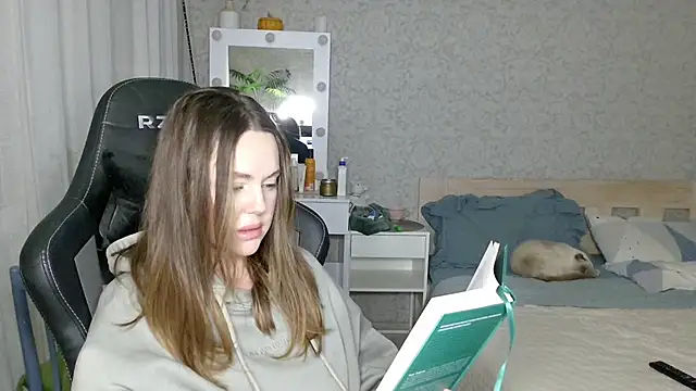 Owly_NZ's Live XXX Chat