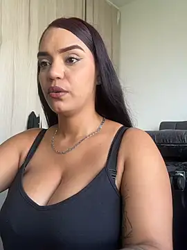 Sara-77 在線直播表演