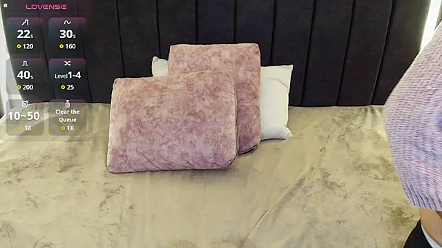 IvonneRoss_ Chat XXX in diretta