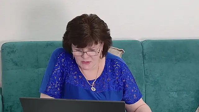 Sandra_Sunrise 现场XXX聊天