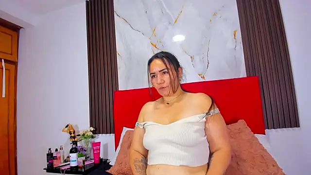 kira_ross602 live XXX chat