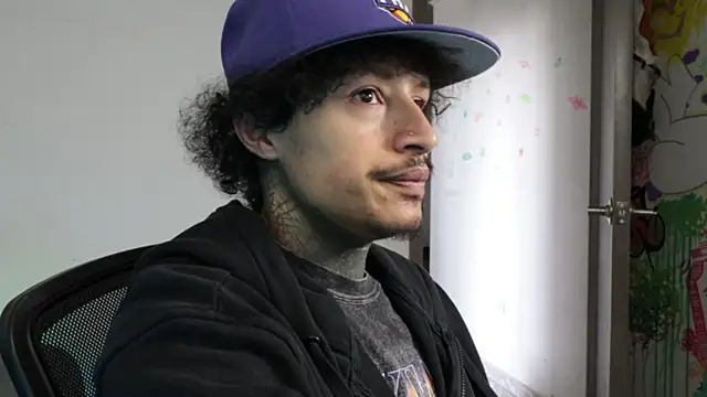 Chat XXX ao vivo de trieone