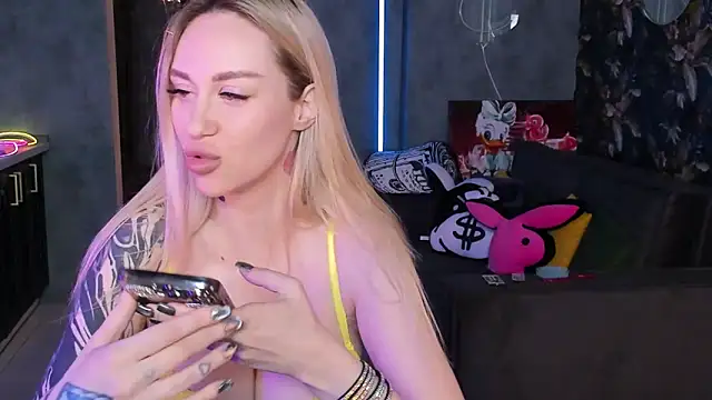 Chatroom XXX en direct de Blckmirrorr