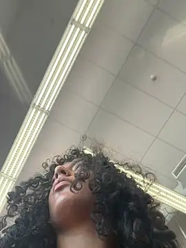 allybluee777 Chat XXX in diretta