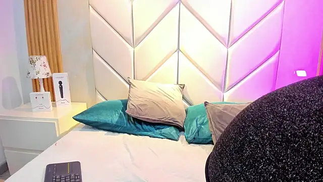 Samanta_Rave Chat XXX in diretta