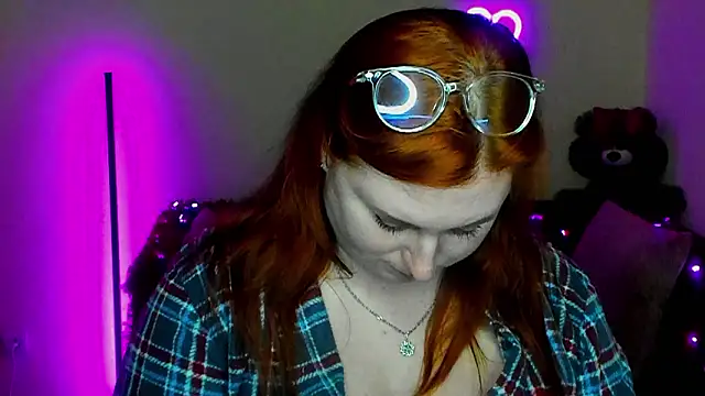 Chat XXX en directo de Alicia_love00