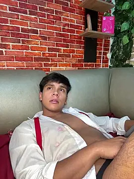 Chat XXX en directo de Thiago_Kozak