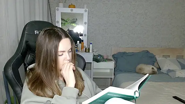 Owly_NZ: онлайн-секс-чат