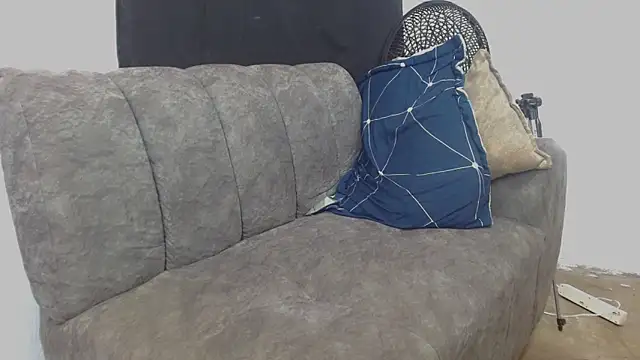 Alexxx_lovのウェブカメラショー