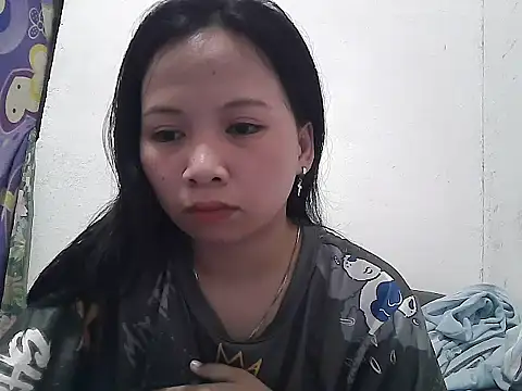 Pokazy przed kamerką – pinay_sweety23