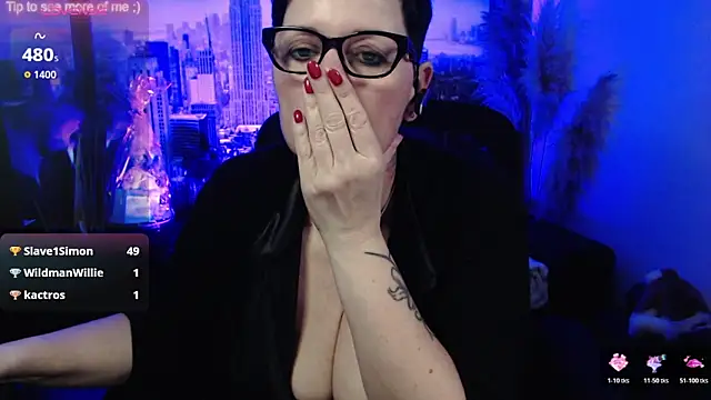 ninarandmann: онлайн-секс-чат