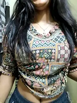 Teri_lella Show in webcam