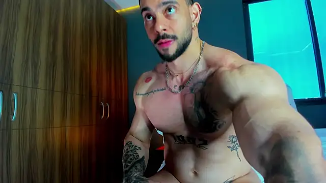 massimo_visconti Adlı Modelin Web Kamerası Şovu