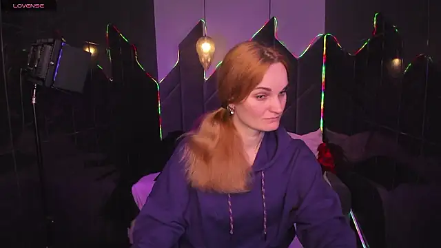 SaraSubtlety's Live XXX Chat