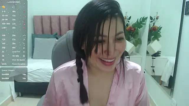 Онлайн чат XXX sophia_hadid