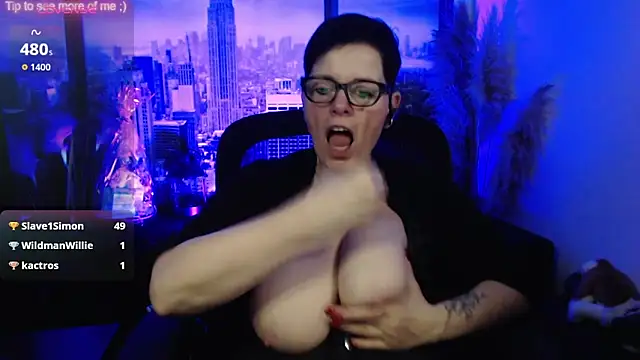 ninarandmannのライブXXXチャット