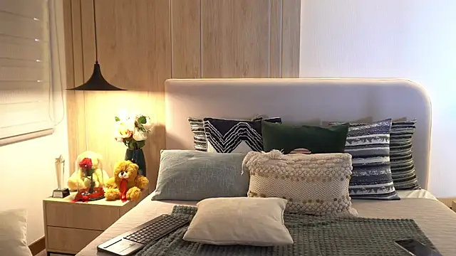 KalaBeckett_ Adlı Modelin Canlı XXX Sohbeti