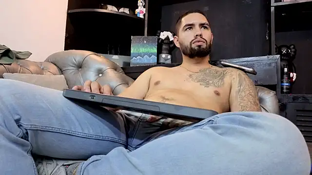 Czat XXX na żywo – matteosantos