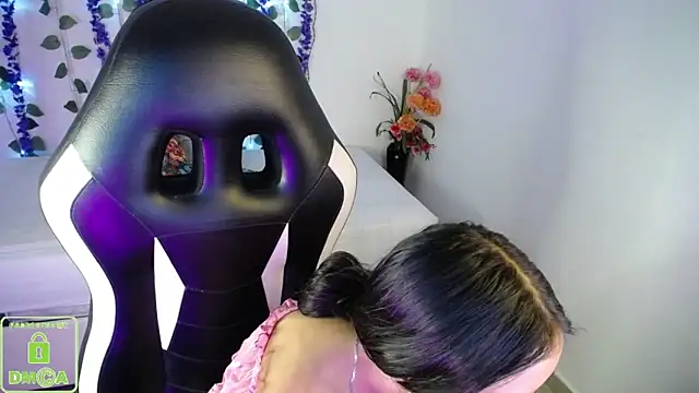 NathaliaSweet_11's Live XXX Chat