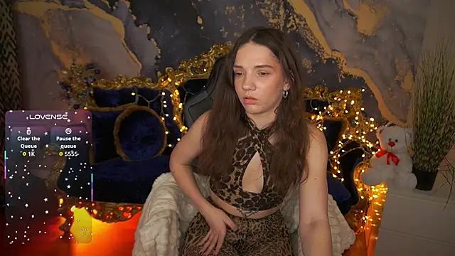 Show modela MirielleNymph na web-kameri