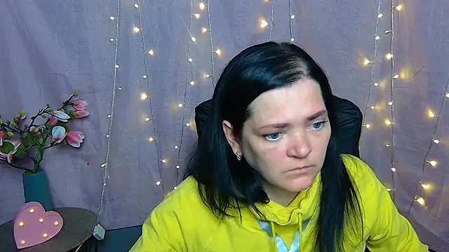 LauraFinn লাইভ XXX চ্যাট