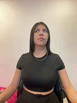 Alanna_atm_ Adlı Modelin Canlı XXX Sohbeti