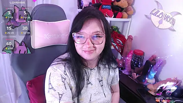 แชท XXX สดของ LiloMoon69