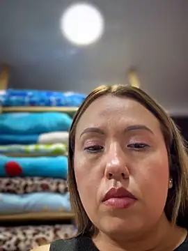 VIOLETA-25_ Chat XXX live