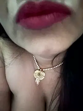 Landkipyasibhabhi – Live XXX-chat