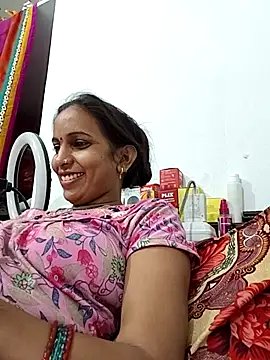 Sexy-Kavya2 Adlı Modelin Canlı XXX Sohbeti