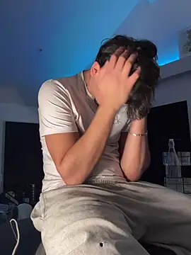 Gipsyboysteve Adlı Modelin Canlı XXX Sohbeti