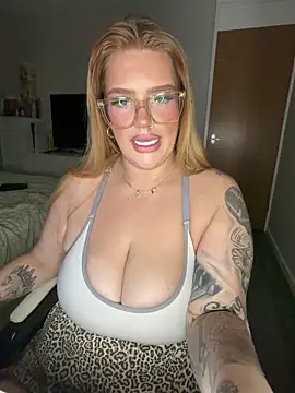 Show de webcam de CurvyGirlMyla