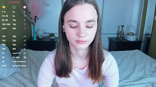 XXX chat uživo modela JinnyMcie